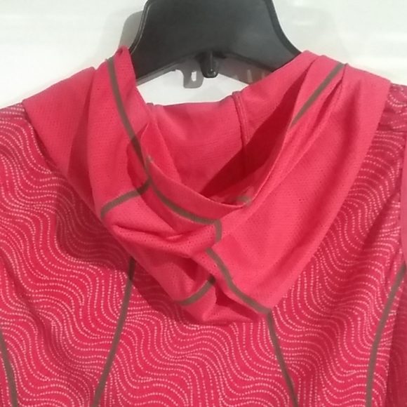 Columbia Omni-Wick Sleeveless Jogging Hoodie - Picture 5 of 5